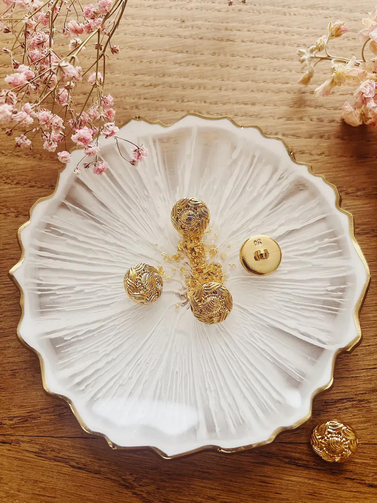 ancea-paris-bouton-vintage-fleur-dor-15mm image 4