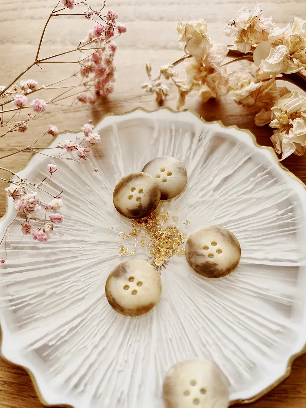 ancea-paris-boutons-vintage-bouton-caille-beige-20mm image 1
